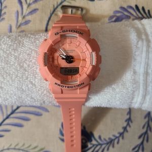 Women's Casio G-Shock 5540 DT wristwatch